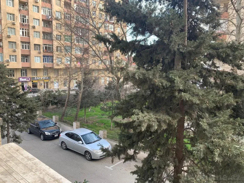 Kirayə verilir 3 otaqlı Mənzil Yeni tikili 88 m² İnşaatçılar m. - şəkil 14