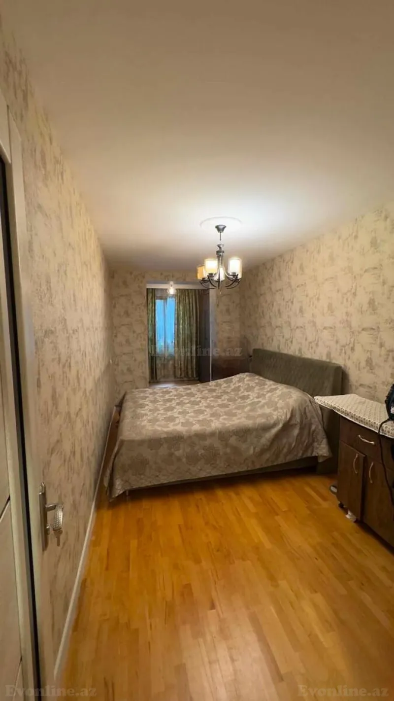 Satılır 3 otaqlı Mənzil Köhnə tikili 72 m² Elmlər Akademiyası m. - şəkil 3