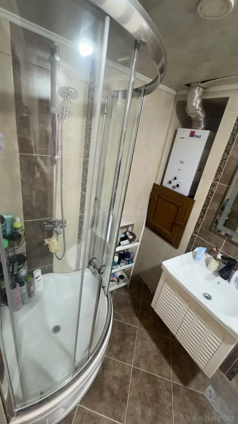 Satılır 3 otaqlı Mənzil Köhnə tikili 72 m² Elmlər Akademiyası m. - şəkil 6