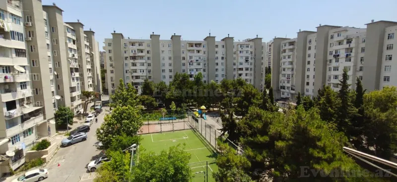 3 otaqlı Mənzil 60 m² Həzi Aslanov m. Satılır