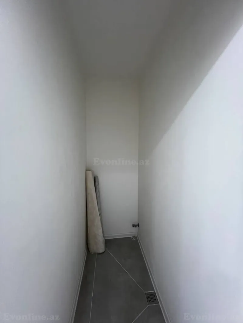 Satılır 3 otaqlı Mənzil Köhnə tikili 60 m² Həzi Aslanov m. - şəkil 12