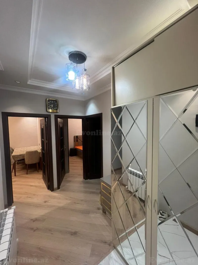 Satılır 3 otaqlı Mənzil Köhnə tikili 80 m² Azadlıq prospekti m. - şəkil 3