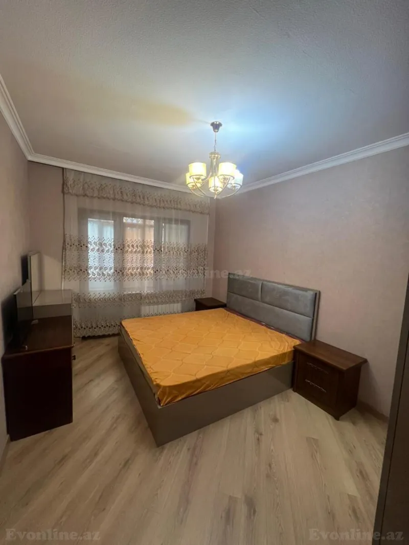 Satılır 3 otaqlı Mənzil Köhnə tikili 80 m² Azadlıq prospekti m. - şəkil 4