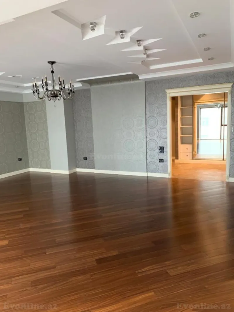 Satılır 5 otaqlı Mənzil Yeni tikili 290 m² Xətai r.