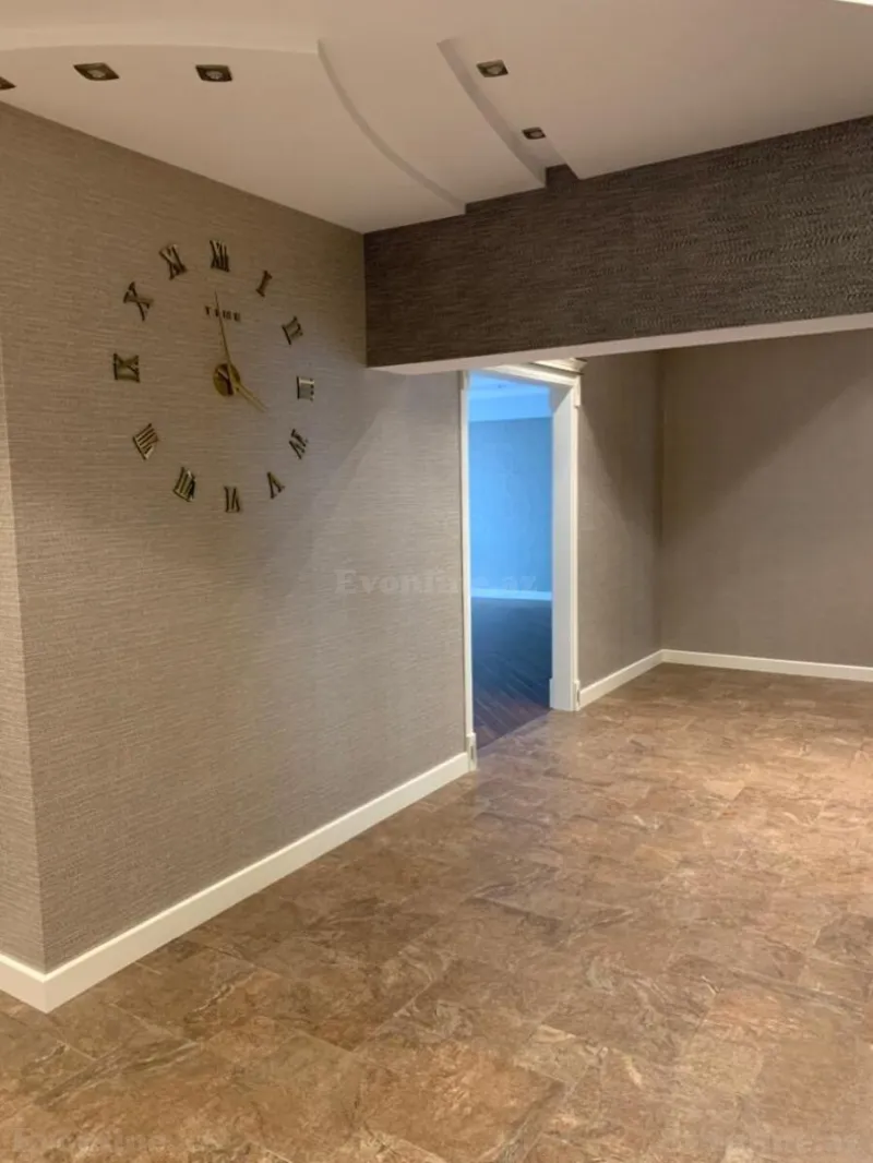 Satılır 5 otaqlı Mənzil Yeni tikili 290 m² Xətai r. - şəkil 14