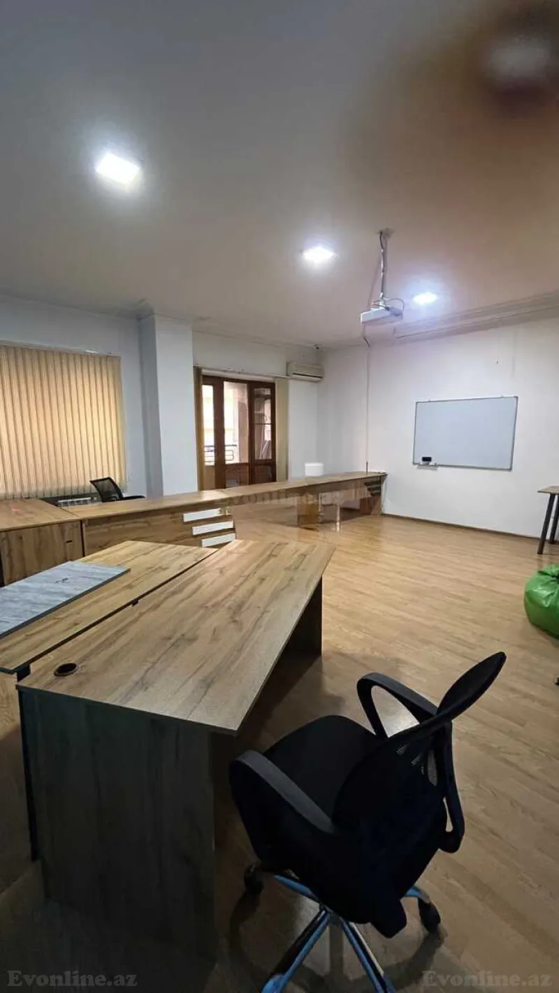 Kirayə verilir Ofis 635 m² Nəsimi r.