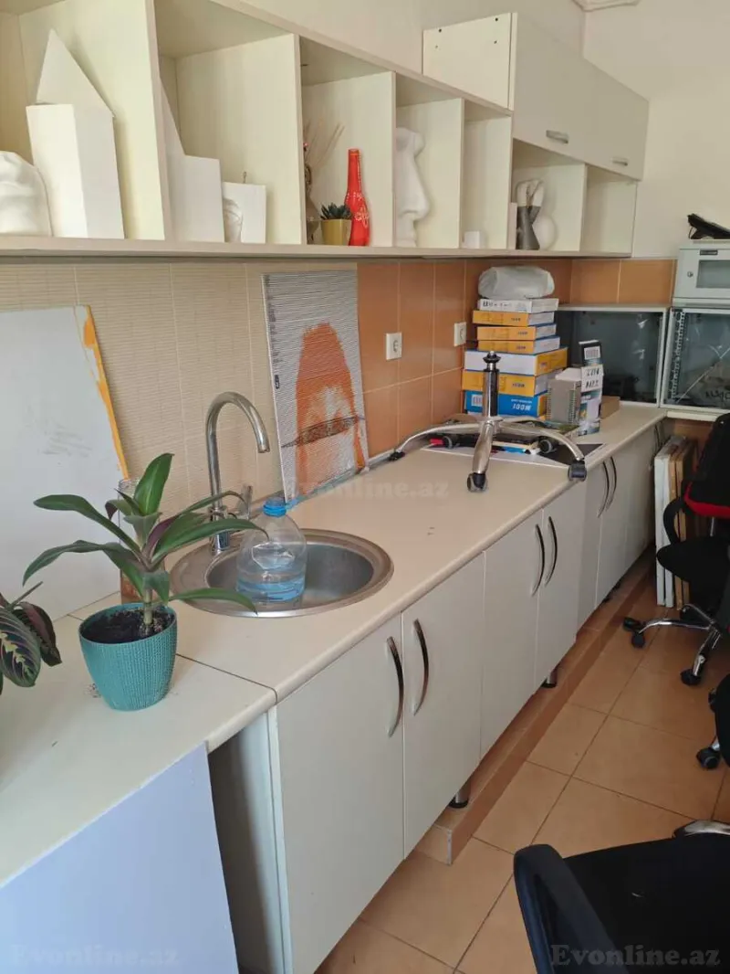 Kirayə verilir Ofis 635 m² Nəsimi r. - şəkil 18
