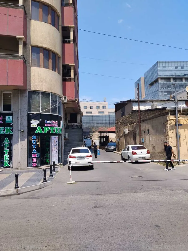 Kirayə verilir Ofis 635 m² Nəsimi r. - şəkil 25