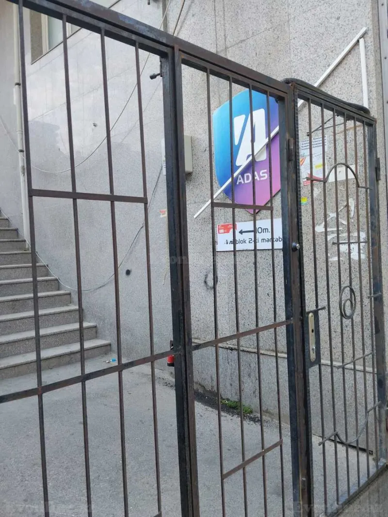 Kirayə verilir Ofis 635 m² Nəsimi r. - şəkil 29