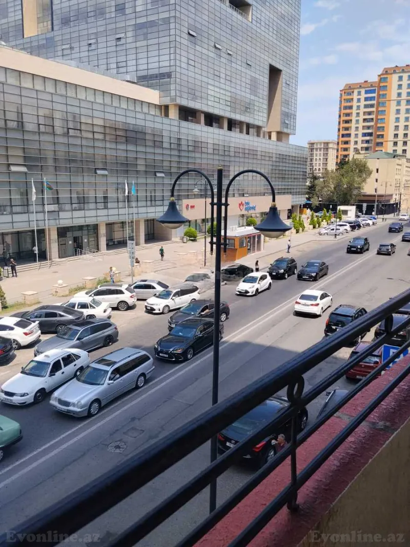 Kirayə verilir Ofis 635 m² Nəsimi r. - şəkil 30