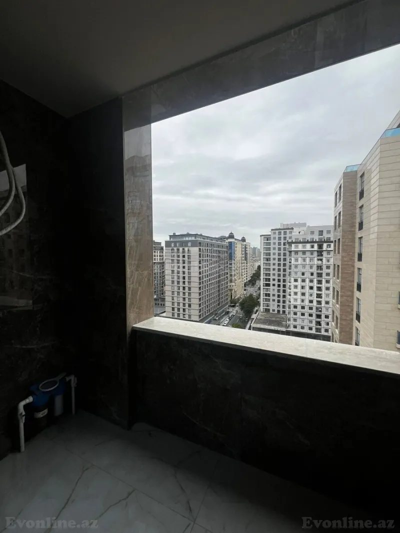 Satılır 2 otaqlı Mənzil Yeni tikili 87 m² 28 May m. - şəkil 2