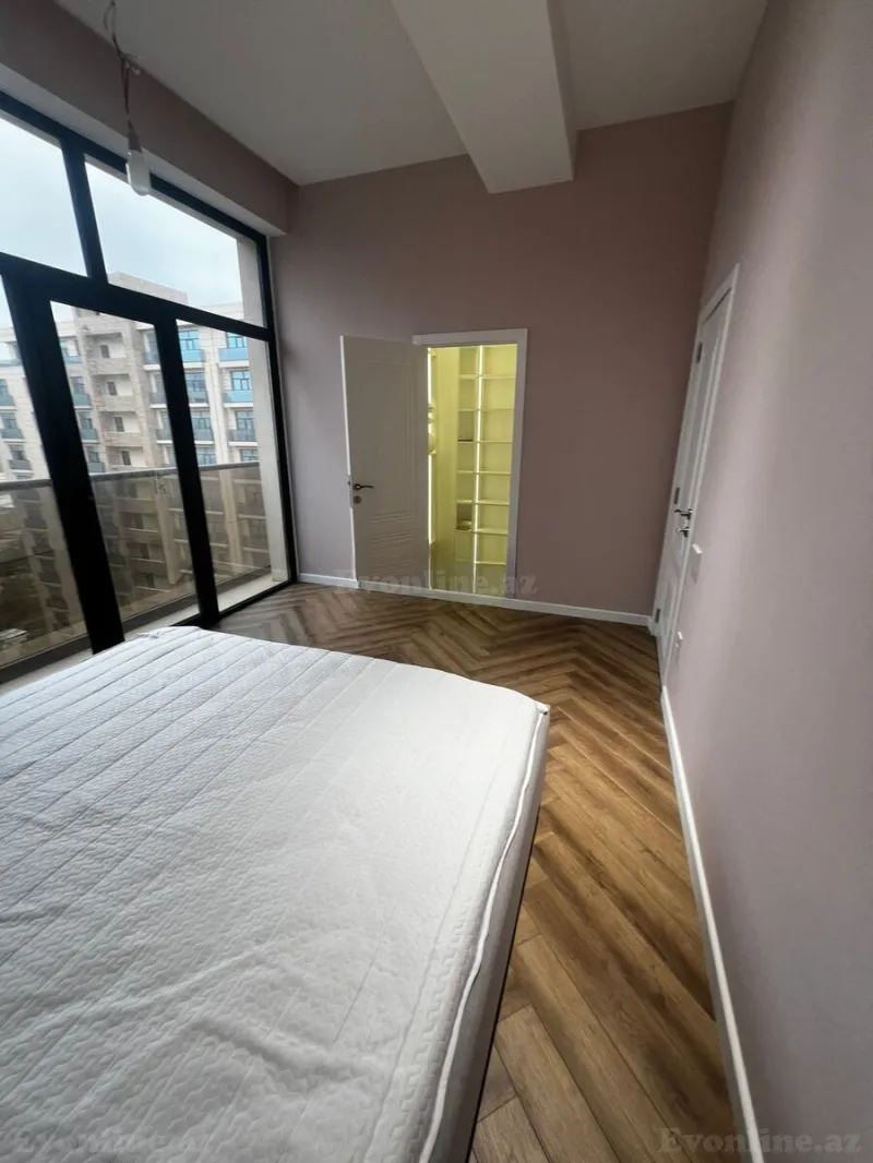 Satılır 2 otaqlı Mənzil Yeni tikili 87 m² 28 May m. - şəkil 6