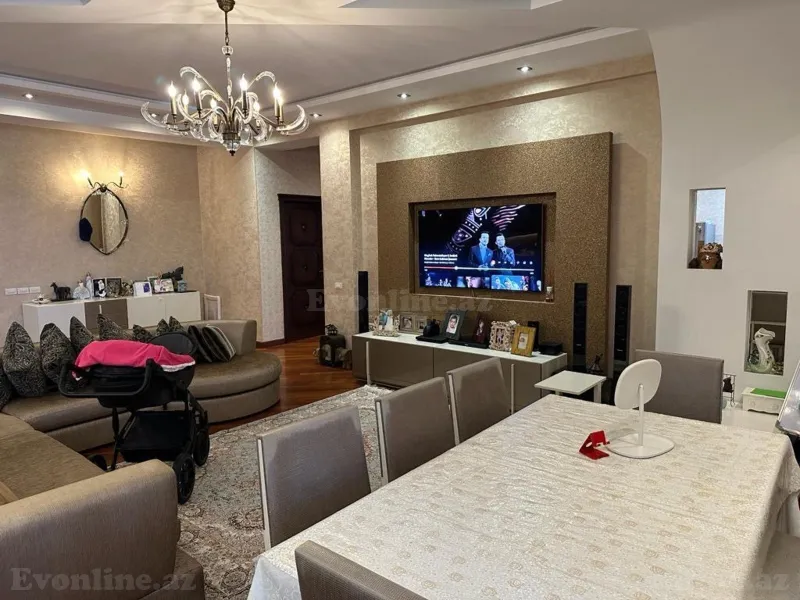 Satılır 4 otaqlı Mənzil Yeni tikili 160 m² Nəsimi r. - şəkil 4