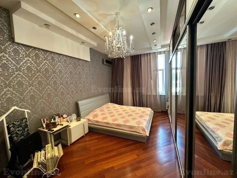 Satılır 4 otaqlı Mənzil Yeni tikili 160 m² Nəsimi r. - şəkil 5