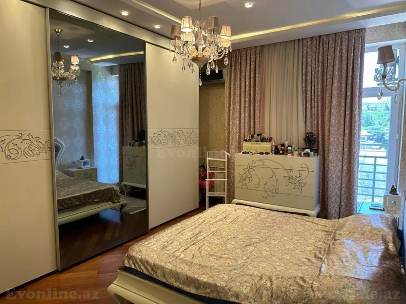Satılır 4 otaqlı Mənzil Yeni tikili 160 m² Nəsimi r. - şəkil 9