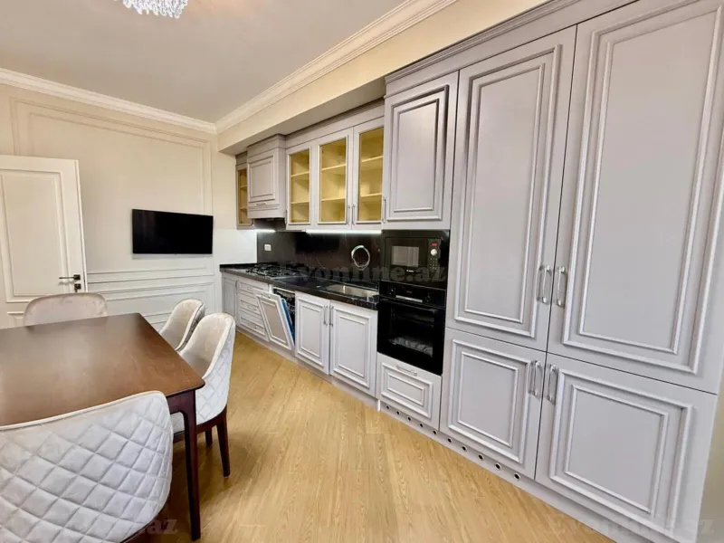 Kirayə verilir 3 otaqlı Mənzil Yeni tikili 148 m² 8 Noyabr m. - şəkil 9