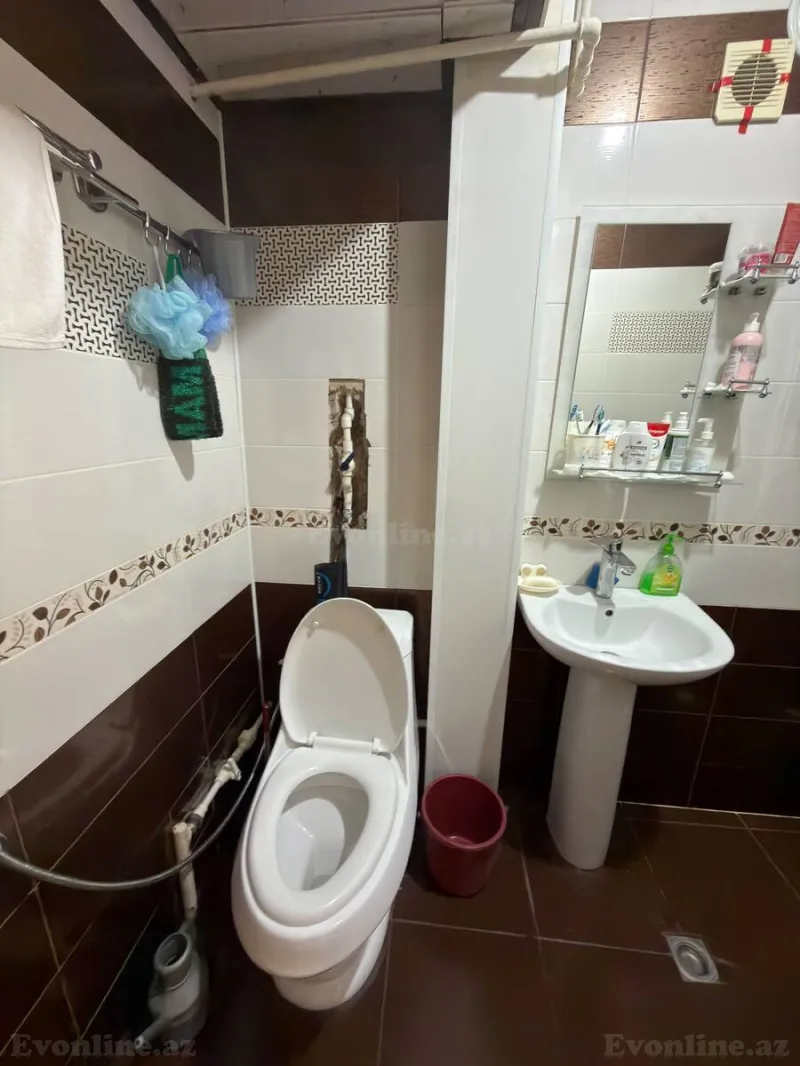Satılır 3 otaqlı Mənzil Köhnə tikili 70 m² Sumqayıt - şəkil 2