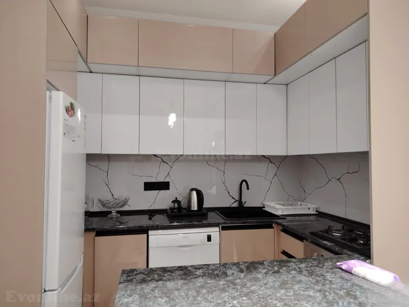 Kirayə verilir 3 otaqlı Mənzil Yeni tikili 100 m² 28 May m. - şəkil 3