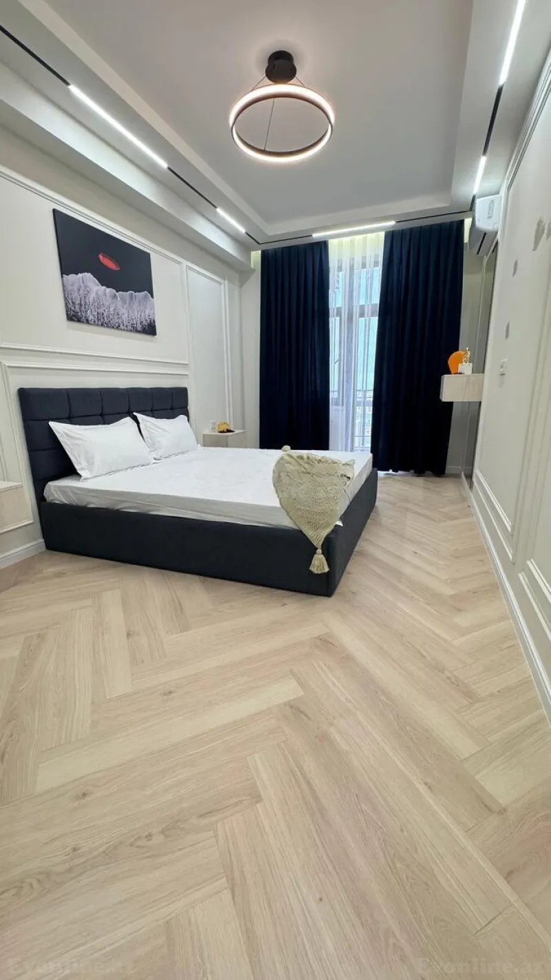 Satılır 3 otaqlı Mənzil Yeni tikili 91 m² 8 Noyabr m. - şəkil 6