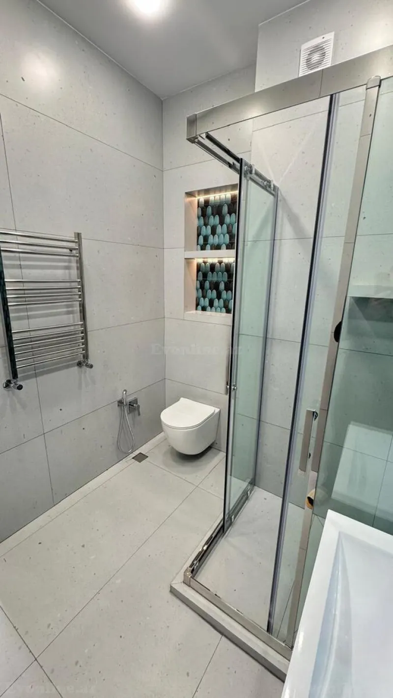 Satılır 3 otaqlı Mənzil Yeni tikili 91 m² 8 Noyabr m. - şəkil 15
