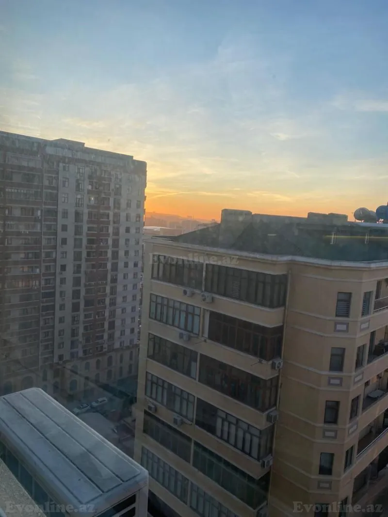 4 otaqlı Mənzil 165 m² Nərimanov r. Satılır