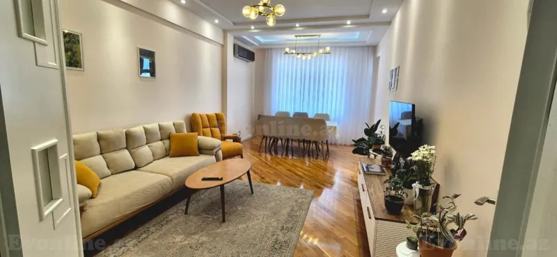 3 otaqlı Mənzil 120 m² İnşaatçılar m. Kirayə verilir