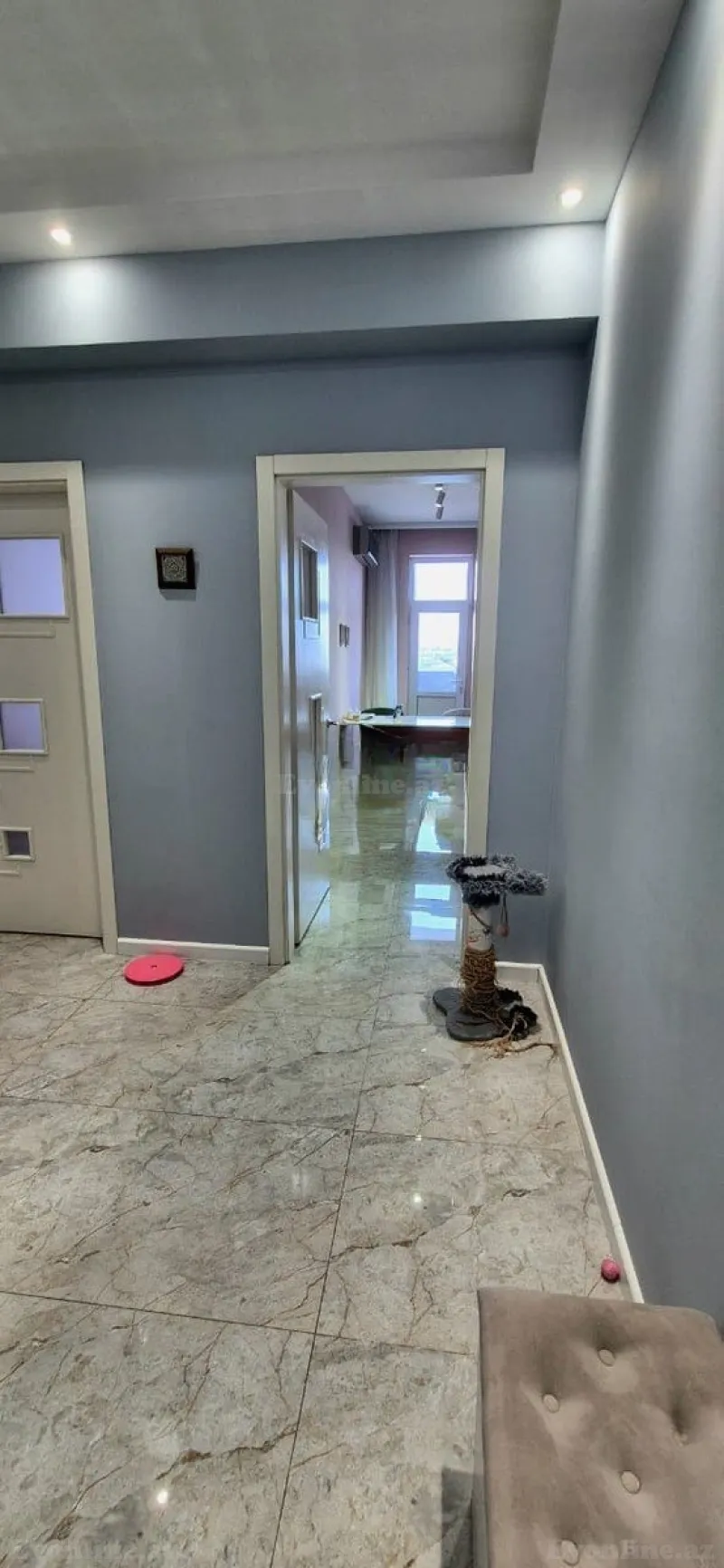 Kirayə verilir 3 otaqlı Mənzil Yeni tikili 120 m² İnşaatçılar m. - şəkil 3