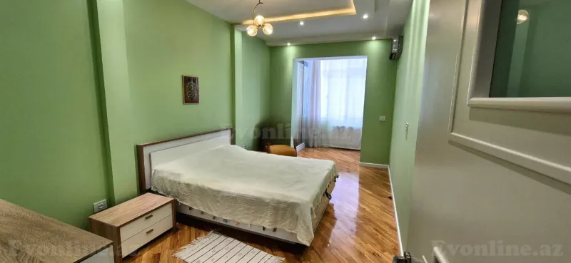 Kirayə verilir 3 otaqlı Mənzil Yeni tikili 120 m² İnşaatçılar m. - şəkil 4