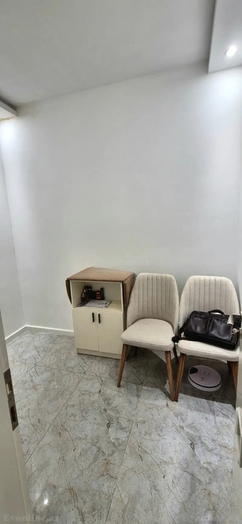 Kirayə verilir 3 otaqlı Mənzil Yeni tikili 120 m² İnşaatçılar m. - şəkil 8
