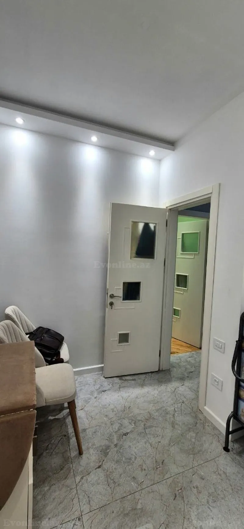 Kirayə verilir 3 otaqlı Mənzil Yeni tikili 120 m² İnşaatçılar m. - şəkil 9