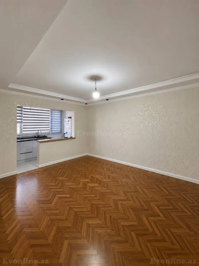 Satılır 4 otaqlı Mənzil Köhnə tikili 90 m² Bakıxanov - şəkil 4