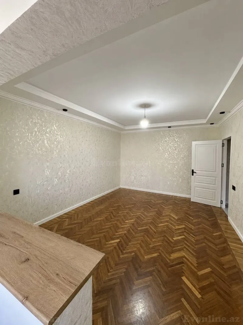 Satılır 4 otaqlı Mənzil Köhnə tikili 90 m² Bakıxanov - şəkil 5