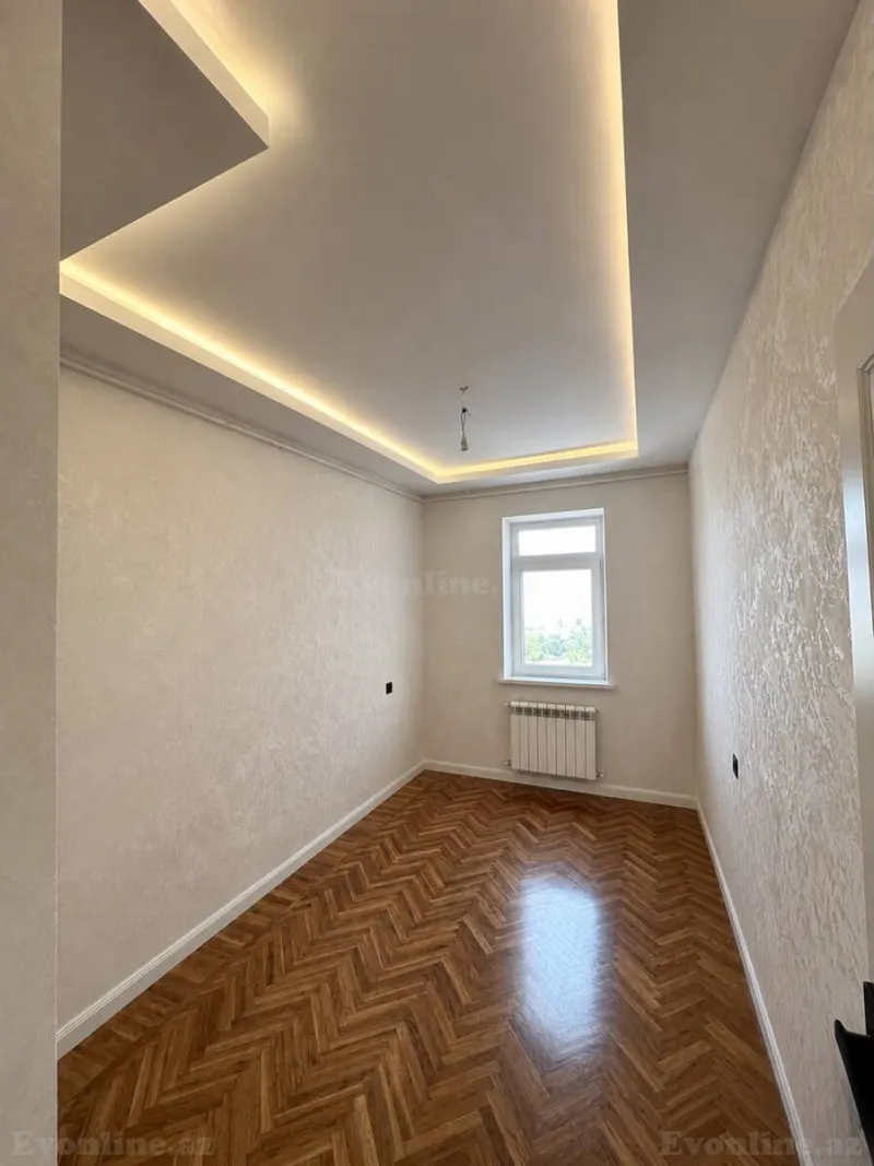 Satılır 4 otaqlı Mənzil Köhnə tikili 90 m² Bakıxanov - şəkil 7
