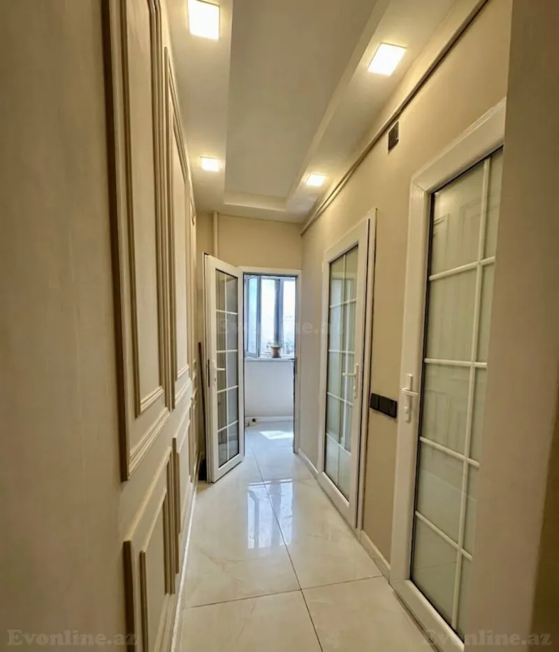 Satılır 4 otaqlı Mənzil Köhnə tikili 90 m² Bakıxanov - şəkil 8