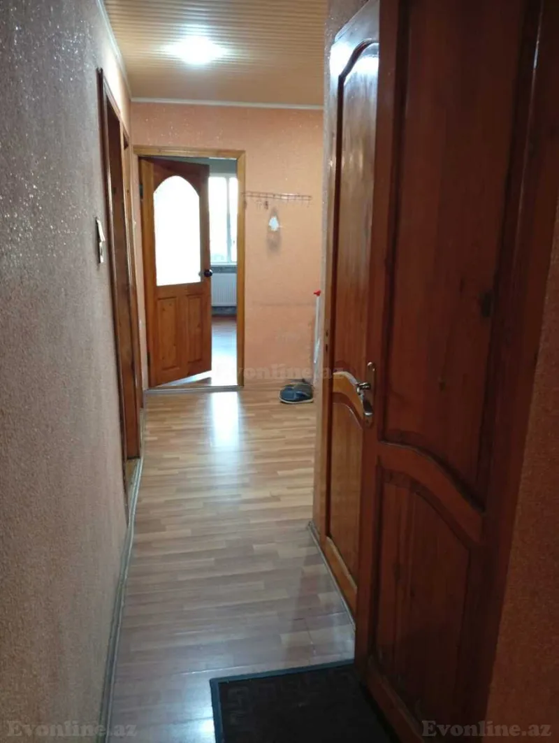 Kirayə verilir 3 otaqlı Mənzil Köhnə tikili 63 m² Neftçilər m. - şəkil 3