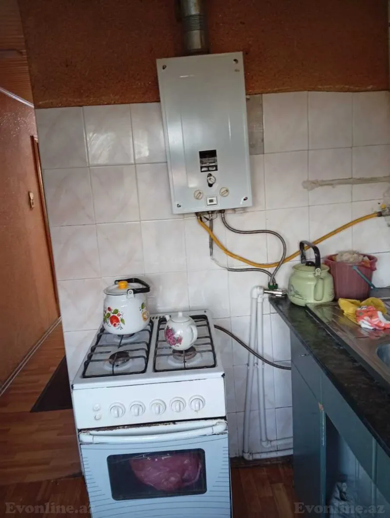 Kirayə verilir 3 otaqlı Mənzil Köhnə tikili 63 m² Neftçilər m. - şəkil 12