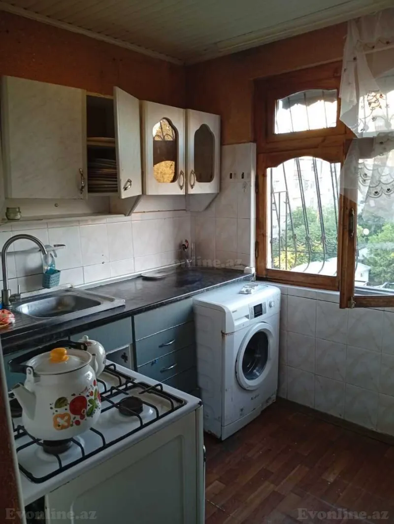 Kirayə verilir 3 otaqlı Mənzil Köhnə tikili 63 m² Neftçilər m. - şəkil 13