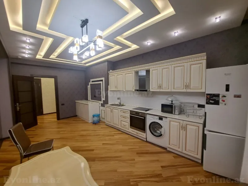 Satılır 3 otaqlı Mənzil Yeni tikili 215 m² 28 May m. - şəkil 6