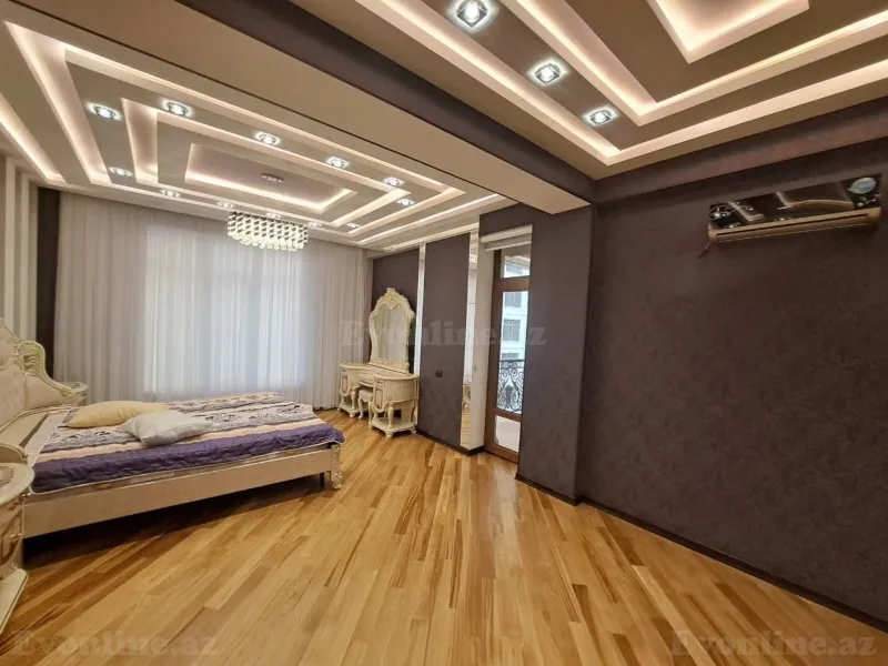 Satılır 3 otaqlı Mənzil Yeni tikili 215 m² 28 May m. - şəkil 13