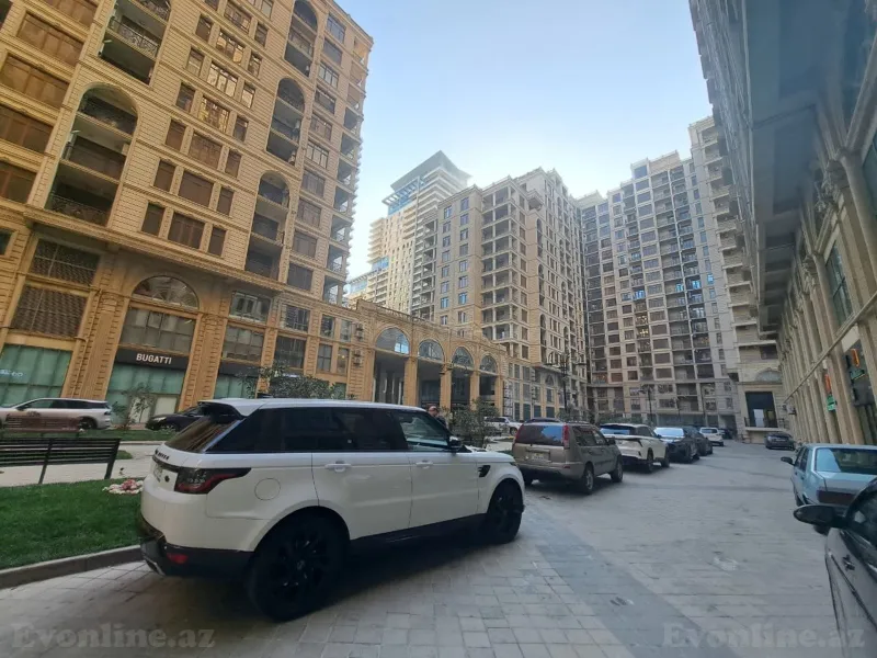 Satılır 3 otaqlı Mənzil Yeni tikili 215 m² 28 May m. - şəkil 23