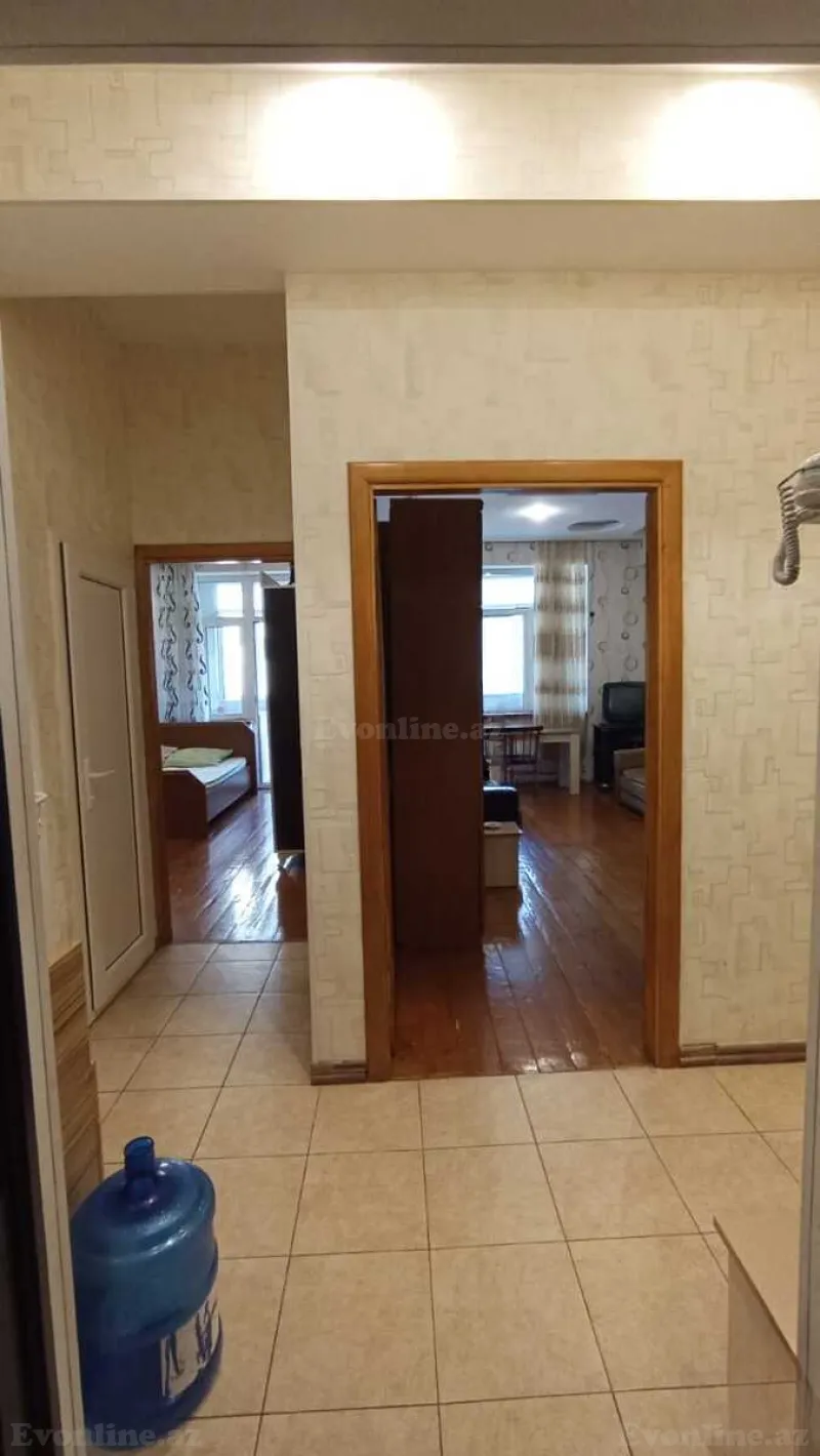 2 otaqlı Mənzil 70 m² Həzi Aslanov m. Kirayə verilir