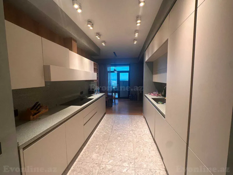 Kirayə verilir 5 otaqlı Mənzil Yeni tikili 250 m² Nizami m. - şəkil 23