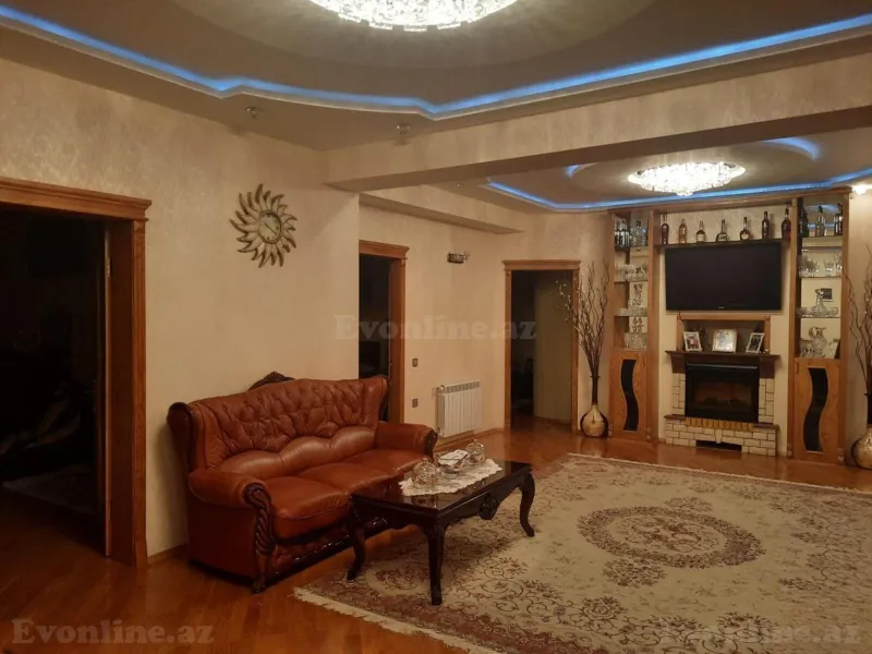 4 otaqlı Mənzil 170 m² Memar Əcəmi m. Satılır