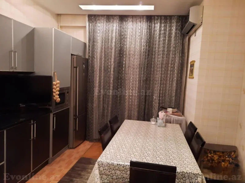 Satılır 4 otaqlı Mənzil Yeni tikili 170 m² Memar Əcəmi m. - şəkil 8