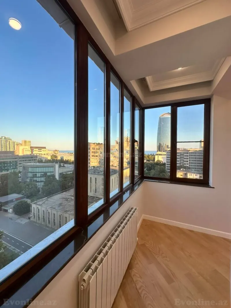 Satılır 4 otaqlı Mənzil Yeni tikili 211 m² Xətai r. - şəkil 6