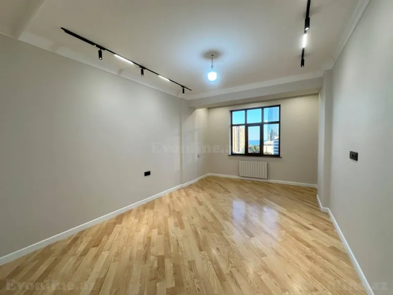 Satılır 4 otaqlı Mənzil Yeni tikili 211 m² Xətai r. - şəkil 8