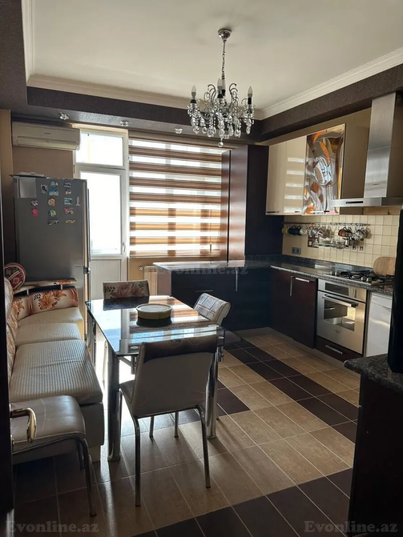 Satılır 4 otaqlı Mənzil Yeni tikili 212 m² Elmlər Akademiyası m. - şəkil 9