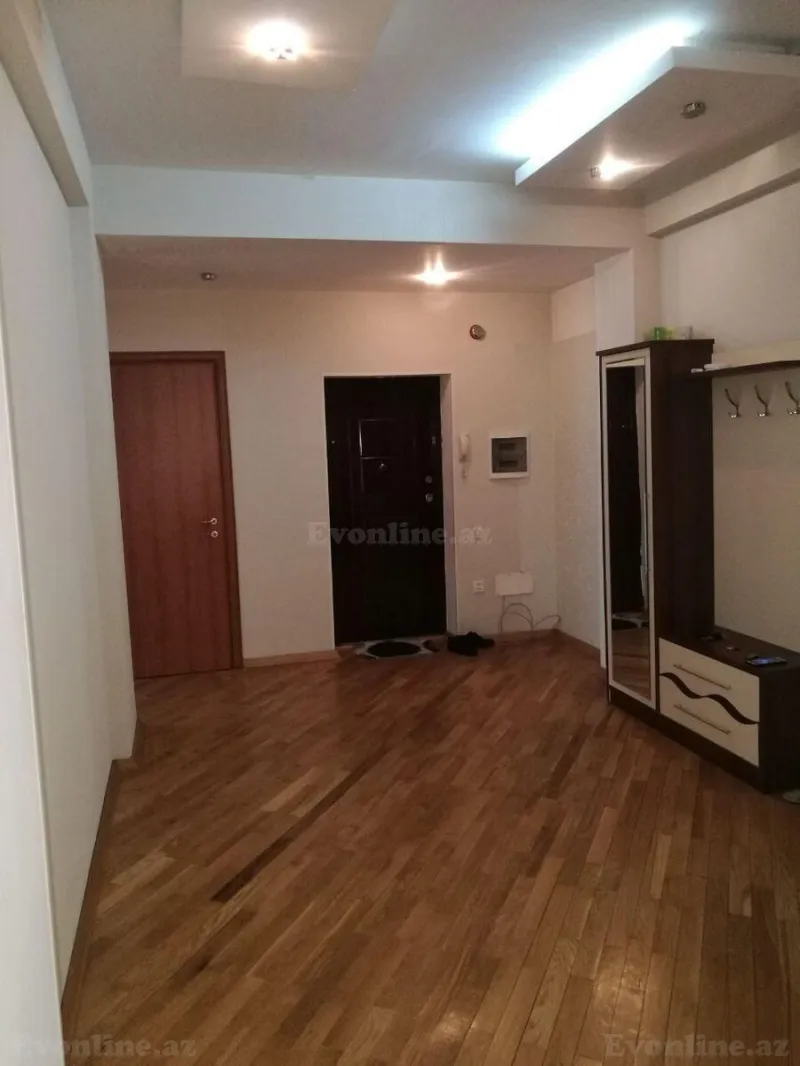 Satılır 3 otaqlı Mənzil Yeni tikili 140 m² Nizami m. - şəkil 2