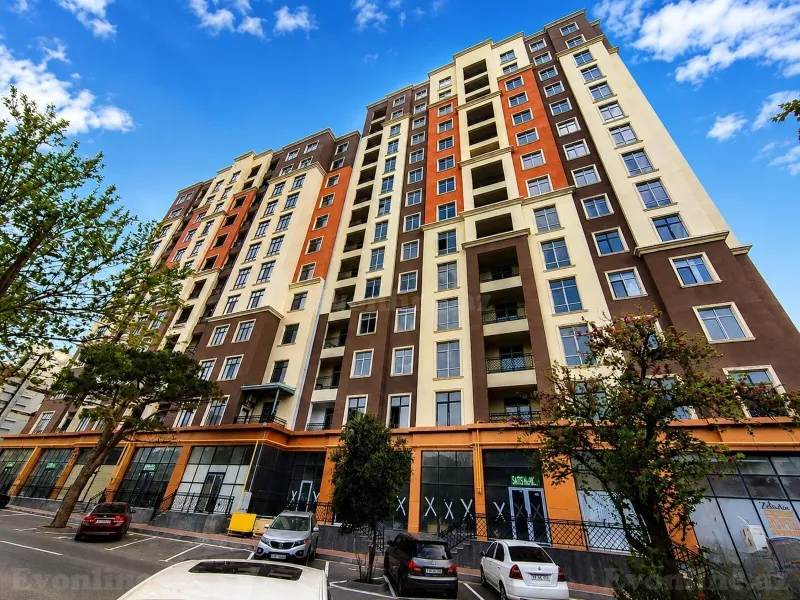 2 otaqlı Mənzil 71 m² Qara Qarayev m. Satılır