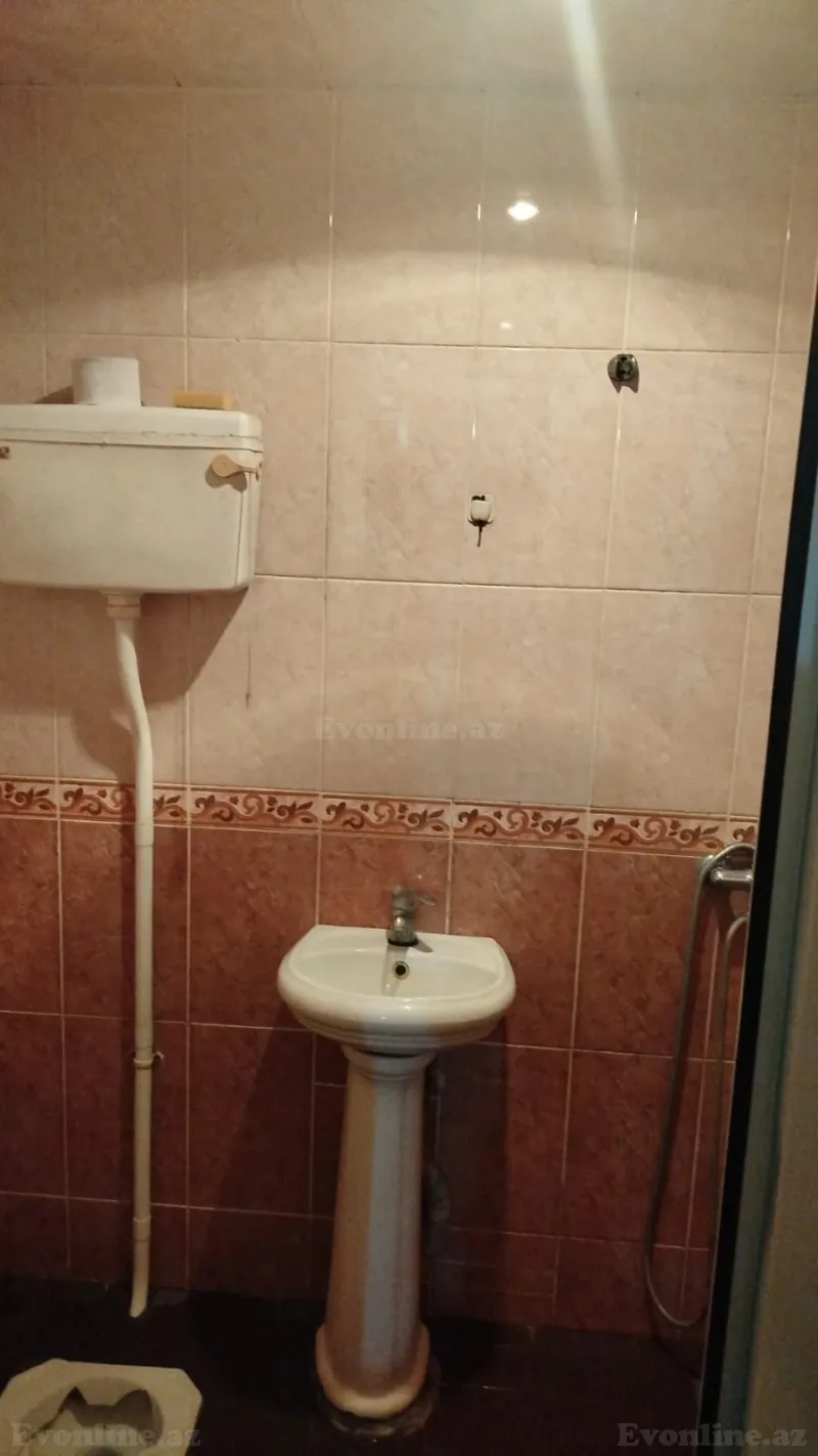 Kirayə verilir 3 otaqlı Həyət evi 80 m² M.Ə.Rəsulzadə - şəkil 9